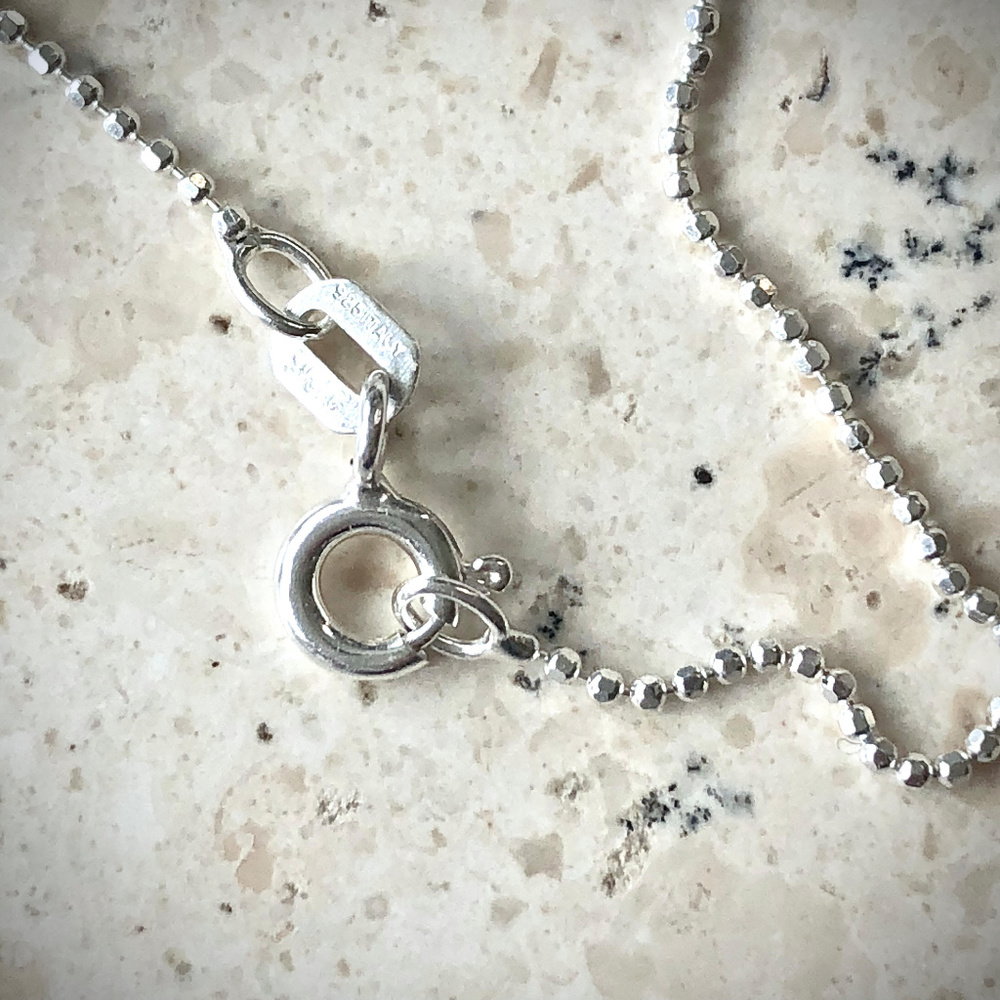 Dainty NWT Italian Sterling Silver Chain Heart Charm Necklace - Picture 7 of 9